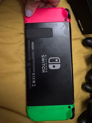 Nintendo switch, edición Pikachu