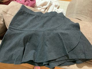 Falda pantalón Stradivarius gris