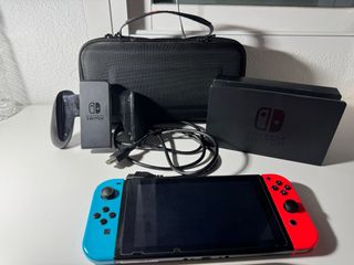 Nintendo Switch Azul y Rojo