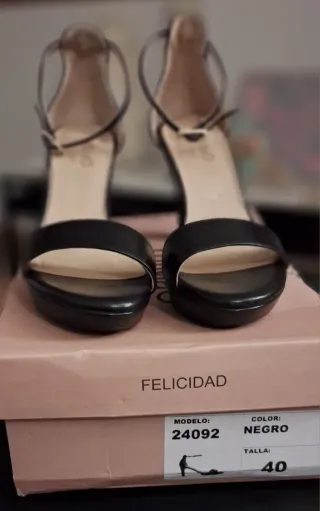 Zapatos de fiesta marca Mimao