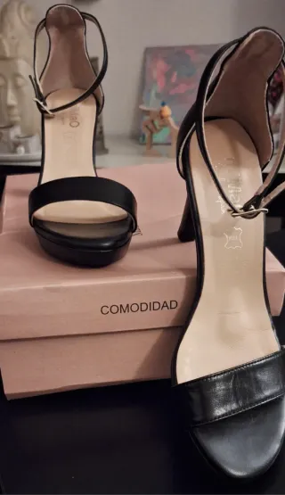 Zapatos de fiesta marca Mimao