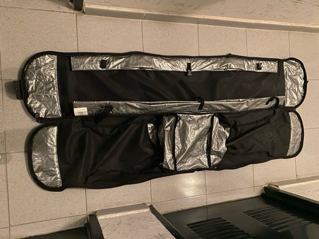 Funda acolchada para snowboard