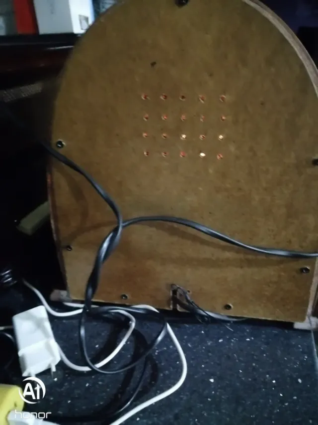 Radio Classic in legno di Antigua, adatta per mettere in mostra