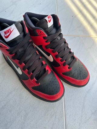 Nike Dunk High - 38