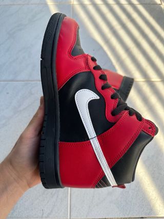 Nike Dunk High - 38