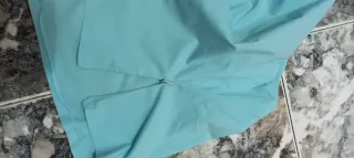 Camisa halter azul verdoso.  Stradivarius. Talla L