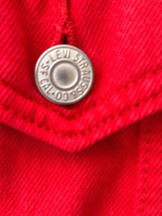 Cazadora vaquera roja Levis Strauss