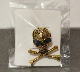 Broche Calavera Dorada y Negra NUEVO