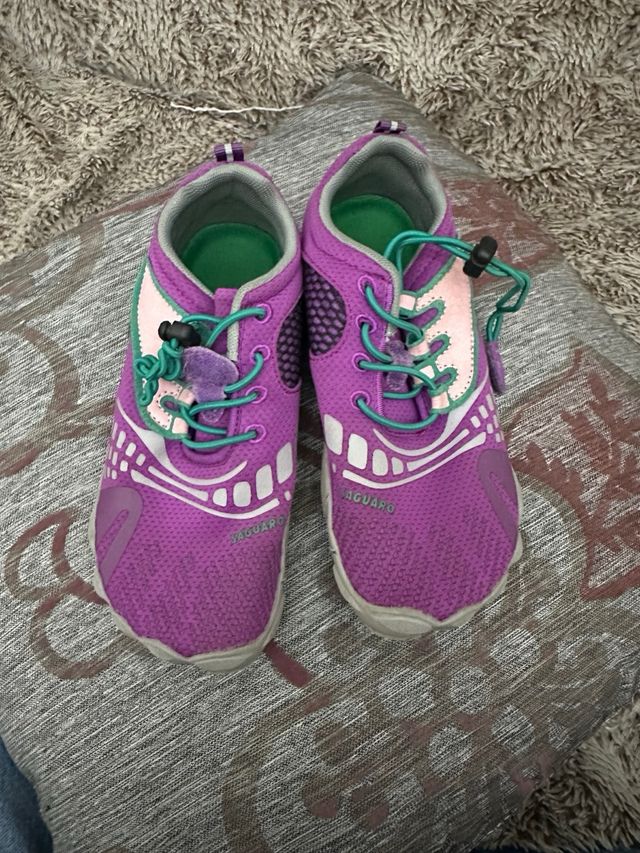 Zapatillas Saguaro Barefoot Violeta Talla 33