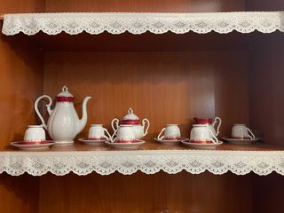 Juego de café de porcelana blanco y rojo