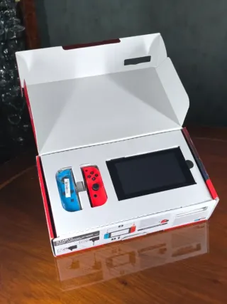 Nintendo Switch Completa Azul/Roja