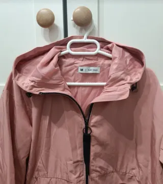 Chubasquero rosa talla M