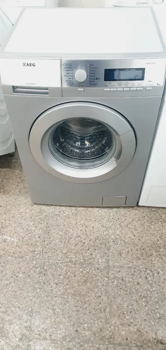 Lavadora Marca AEG de 8kg