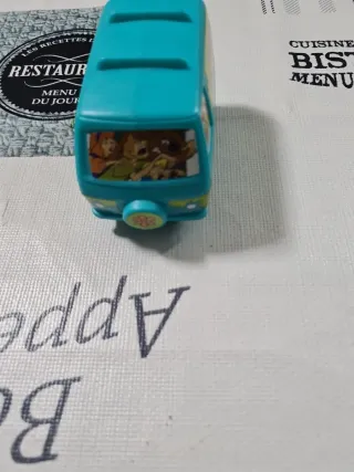 Figuras Scooby-Doo y Coche
