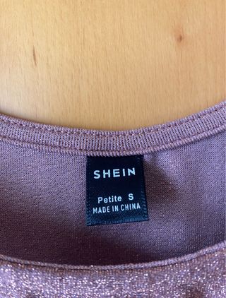 Vestido rosa brillante