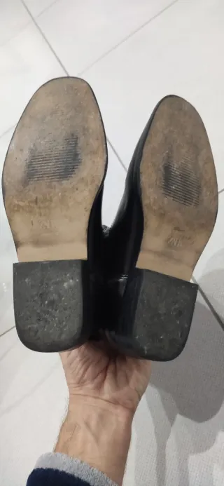 Stivali da bambina ZARA neri in pelle, taglia 32