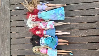 muñecas Barbie y similares