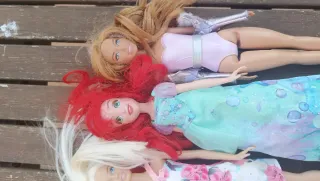muñecas Barbie y similares