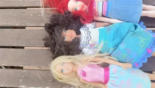 muñecas Barbie y similares