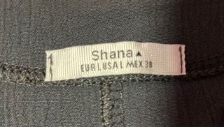 Camisa sin mangas con cordones