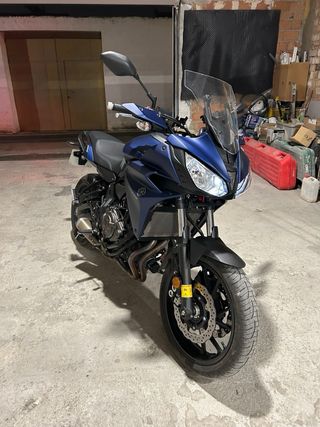 Yamaha Tracer 700 Azul