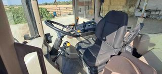 Tractor John Deere 6520 con pala