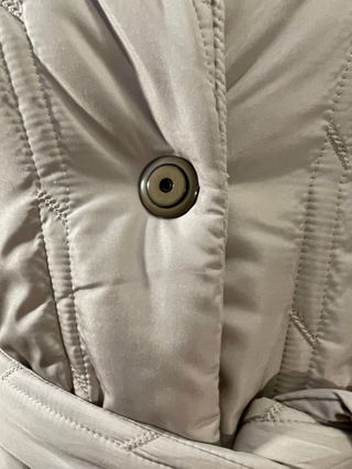 Cappotto trapuntato beige con cintura Tg. M/L