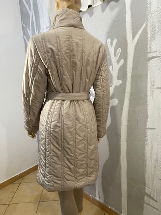 Cappotto trapuntato beige con cintura Tg. M/L
