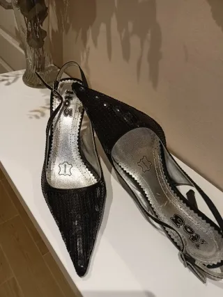 Zapatos de tacón negros , talla 37