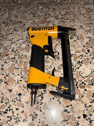Pistola Neumática Bostitch