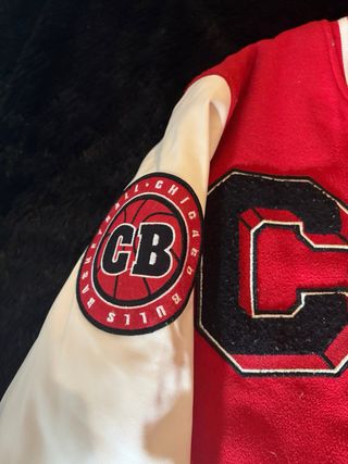 Chaqueta Chicago Bulls Roja y Blanca