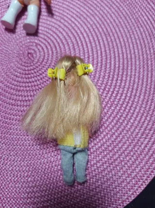 4 Muñecas pequeñas