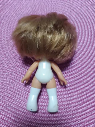 4 Muñecas pequeñas