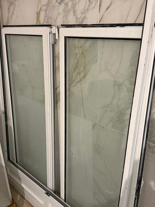 Ventana oscilobatiente