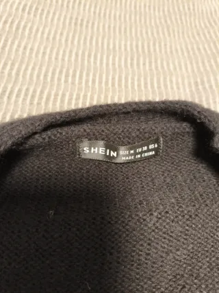 Lote 2 jerséis y 1 vestido corto