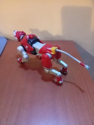Leone Rosso Voltron