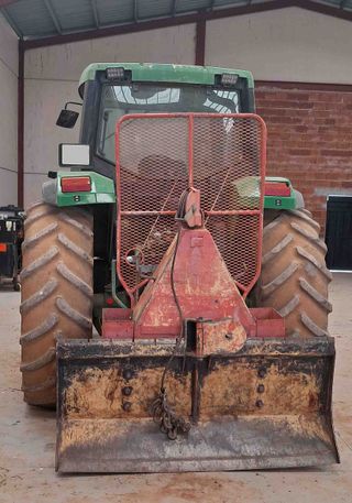 Tractor John Deere 6506 con pala Tenias