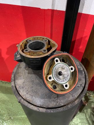 Cilindro y culata AM6 negro