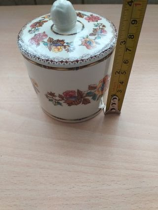 Conjunto tarros tocador de porcelana San Claudio