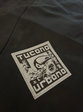 Manta Tucano Urbano R038N sin usar