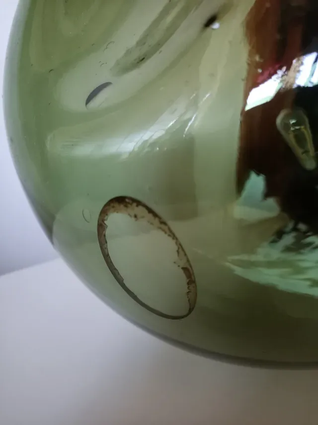 Lampadina in vetro verde