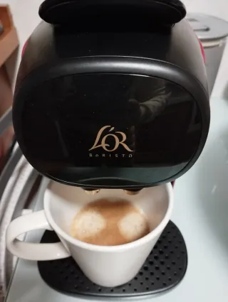 Cafetera LOR Barista Negra y burdeos