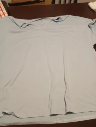 Camiseta azul manga corta