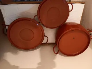 Juego Cazuelas y Pote Rojo