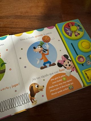 Libro mickey para bebés.