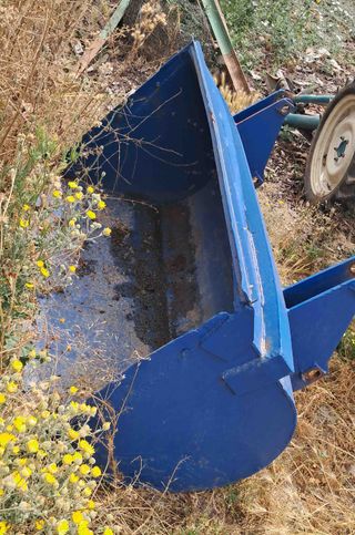 Tractor Ebro 6125 Sincro con pala