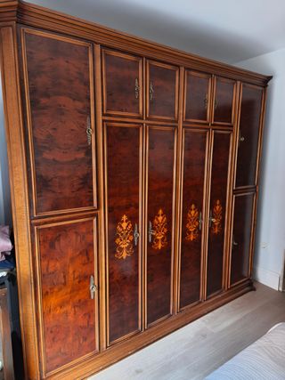 Dormitorio Clásico Madera Impecable