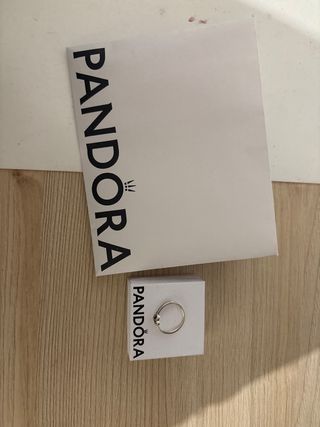 Anillo Pandora Corazón Plata y pulsera corazones