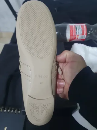 Zapatos pinko nuevos sin usar en su caja