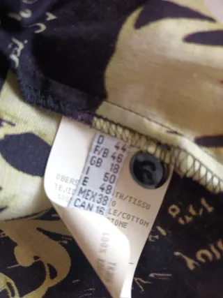 Camisa Apriori Estampada con hombreras